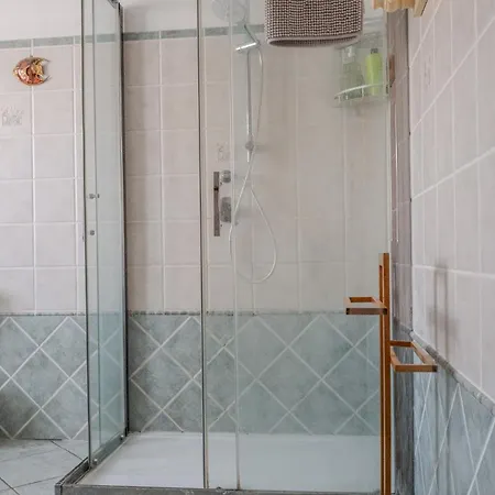 Oda ve Kahvaltı I Ginepri